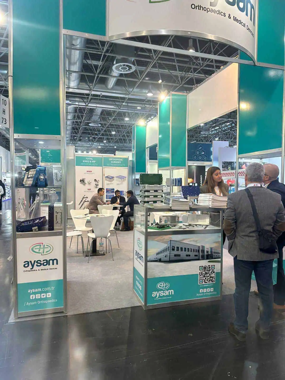 Medica-2024-Aysam-4 - Aysam Ortopedi Travma İmplant Sterilizasyon Konteyner Üreticisi